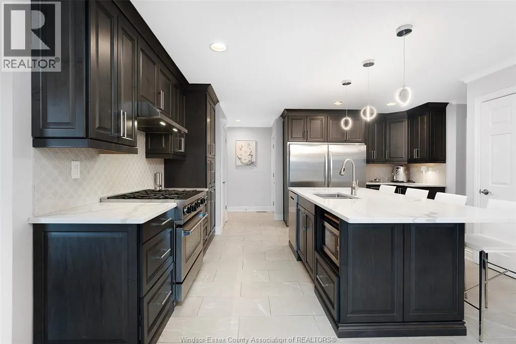 2739 LOMBARDY