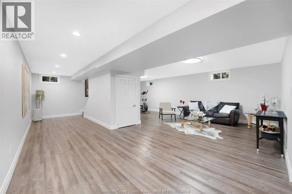 2739 LOMBARDY
