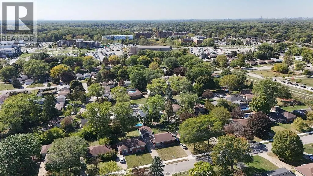 3955 MOUNT ROYAL DRIVE