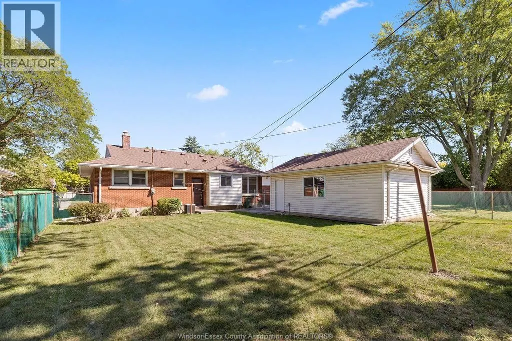 3955 MOUNT ROYAL DRIVE