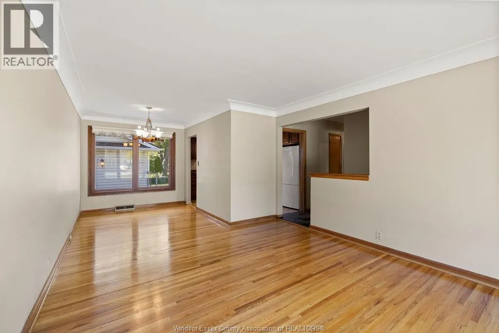 3955 MOUNT ROYAL DRIVE