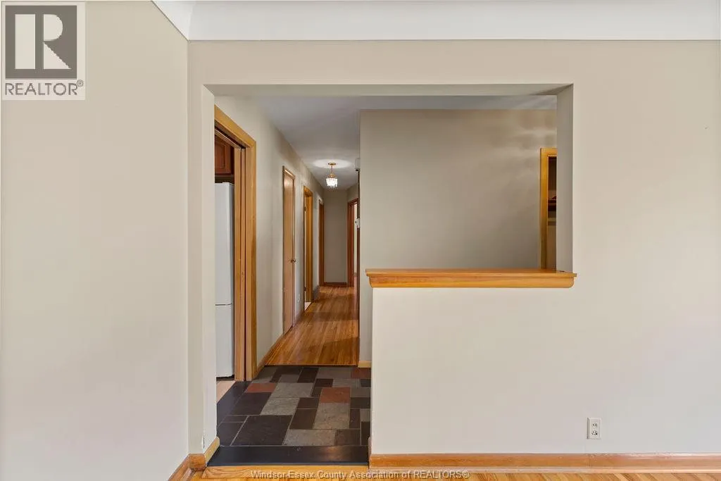 3955 MOUNT ROYAL DRIVE