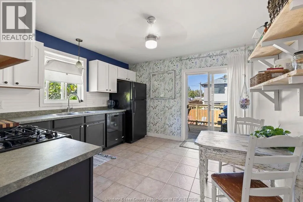 294 ERIEVIEW