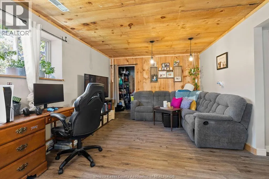 294 ERIEVIEW