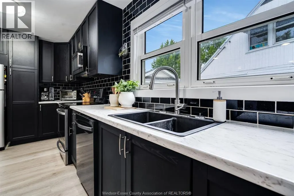 85 Orange St