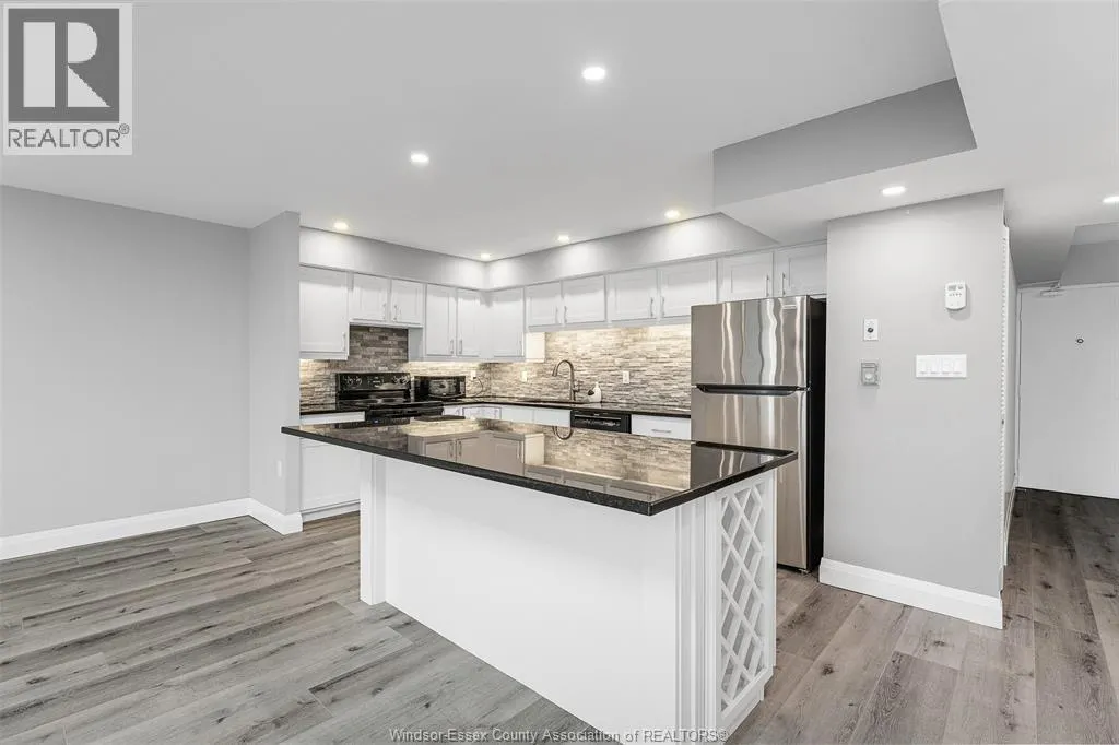 380 PELISSIER Unit# 1103