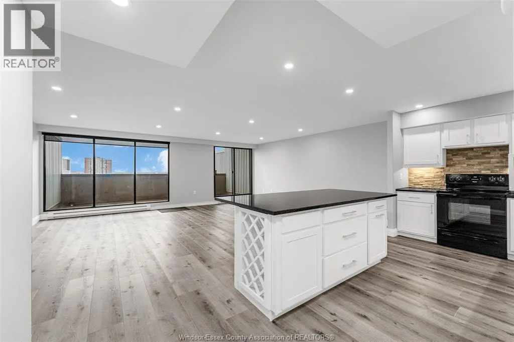 380 PELISSIER Unit# 1103