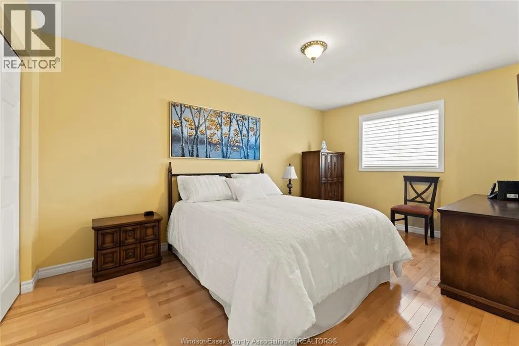 11255 TIMBER BAY CRESCENT