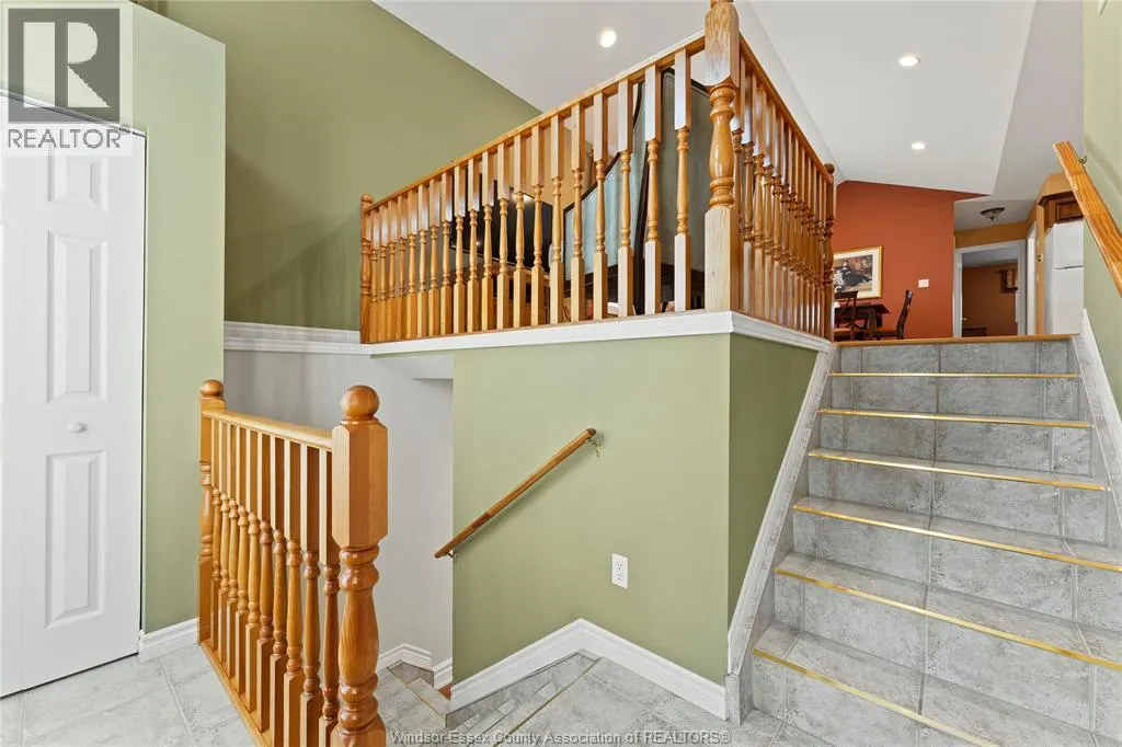 11255 TIMBER BAY CRESCENT
