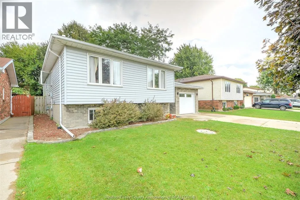 18 RUDGATE LANE