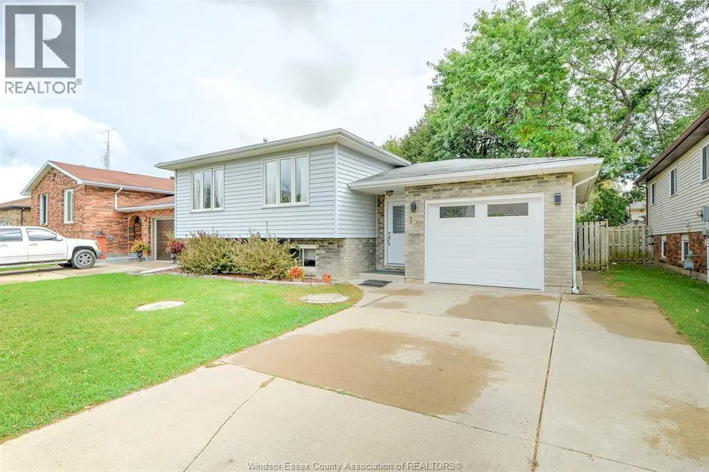 18 RUDGATE LANE