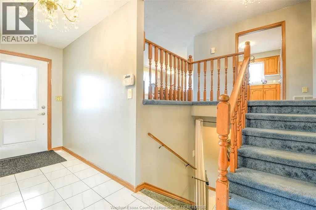 18 RUDGATE LANE