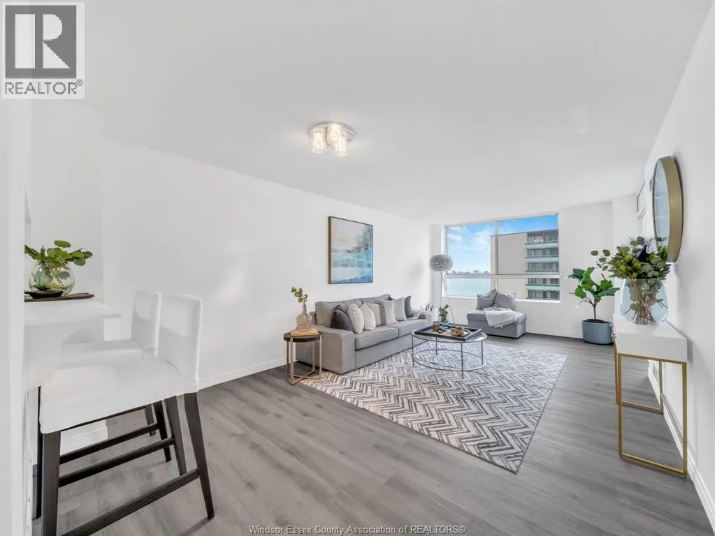 75 RIVERSIDE DRIVE East Unit# 1407