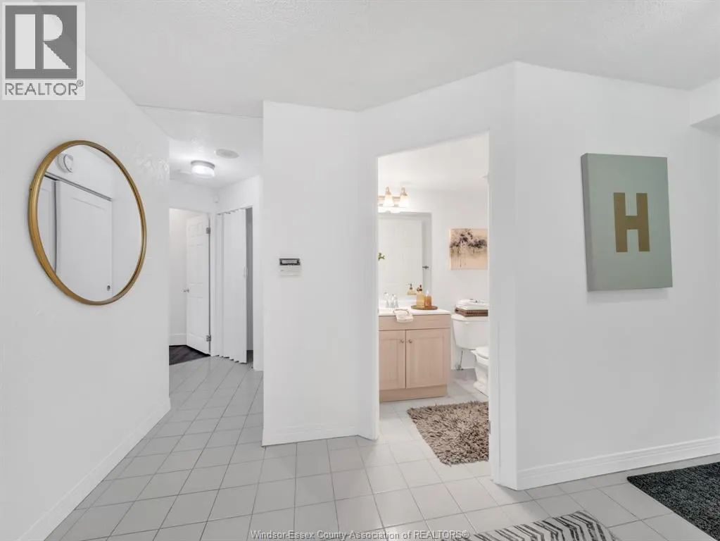 75 RIVERSIDE DRIVE East Unit# 1407
