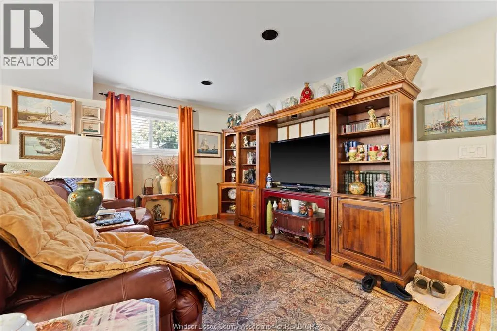 12120 VALENTE COURT