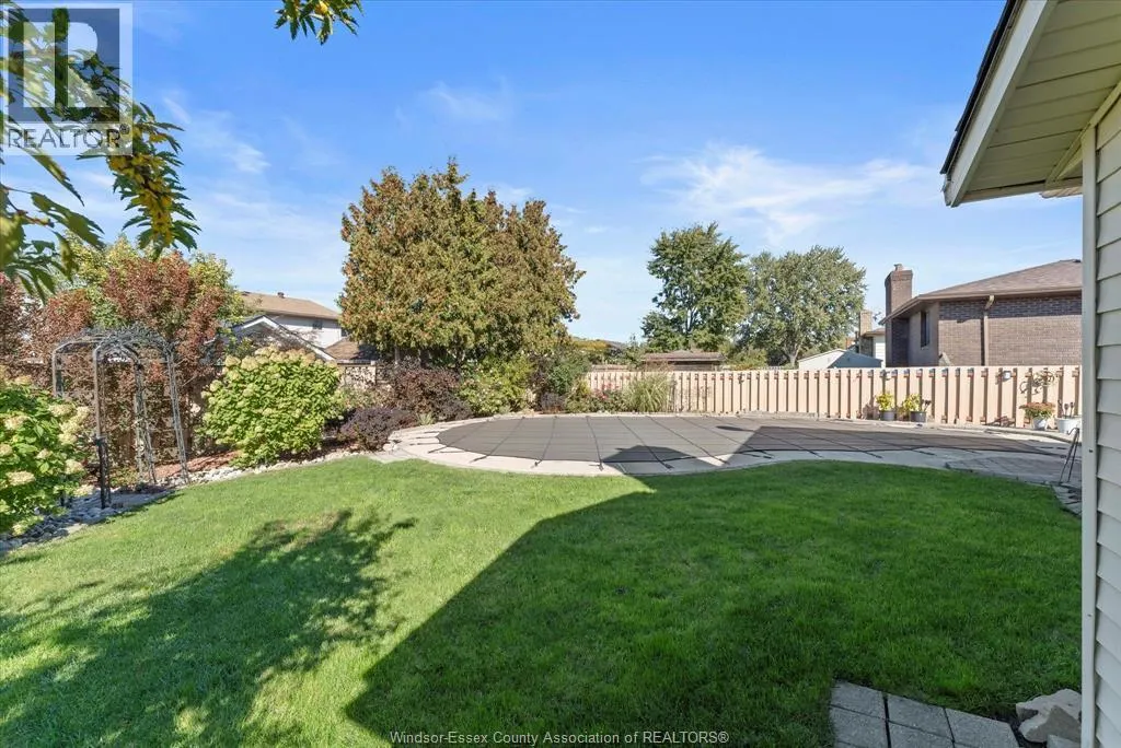 12120 VALENTE COURT
