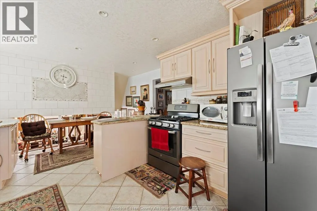 12120 VALENTE COURT