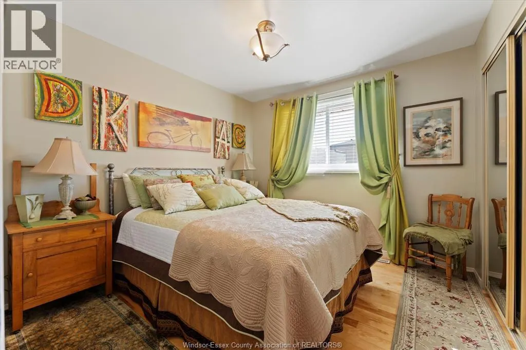 12120 VALENTE COURT