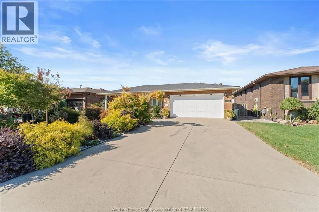 12120 VALENTE COURT