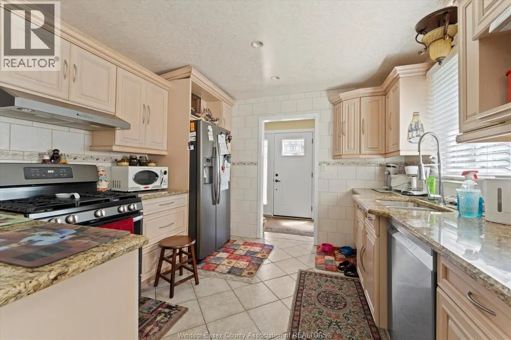 12120 VALENTE COURT