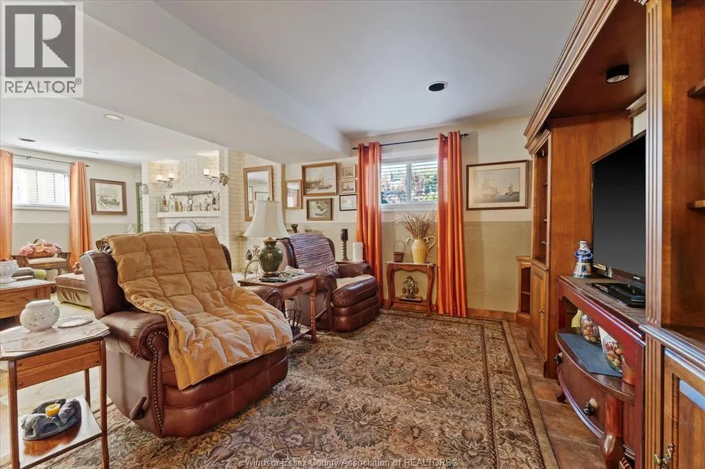 12120 VALENTE COURT