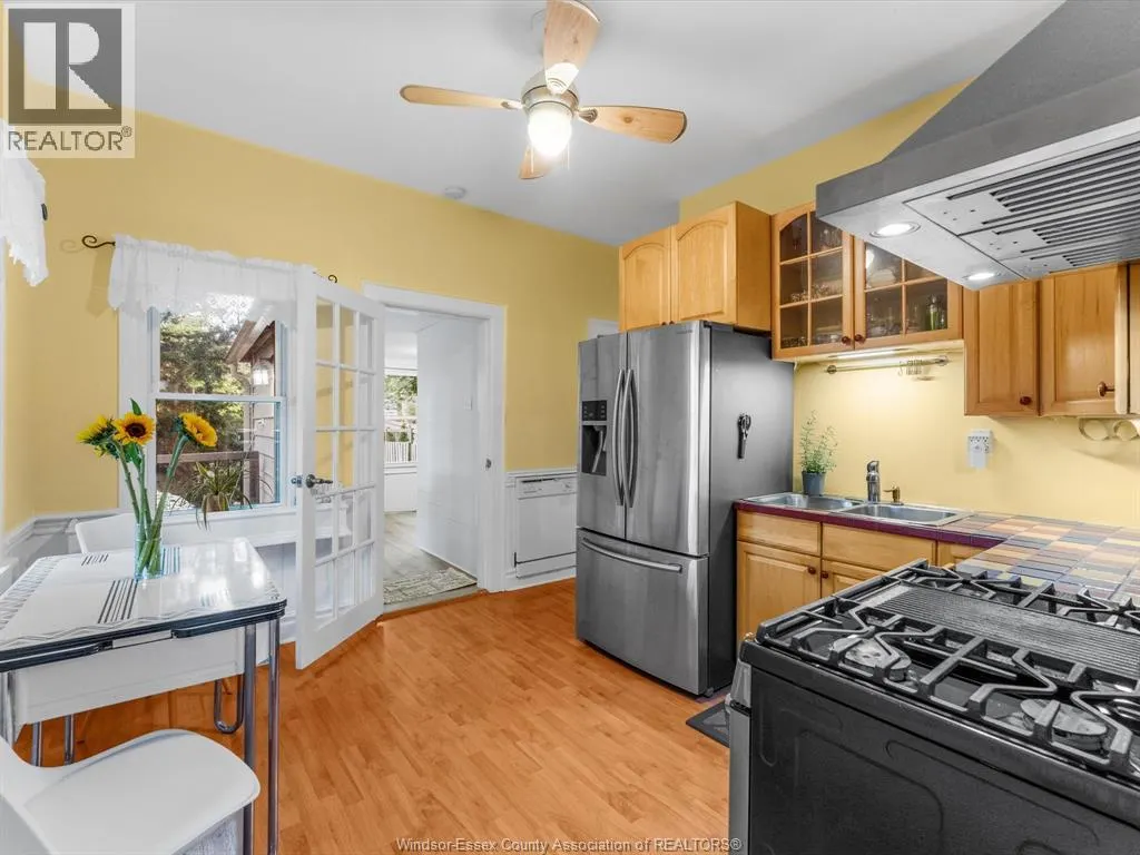 1251 MONMOUTH