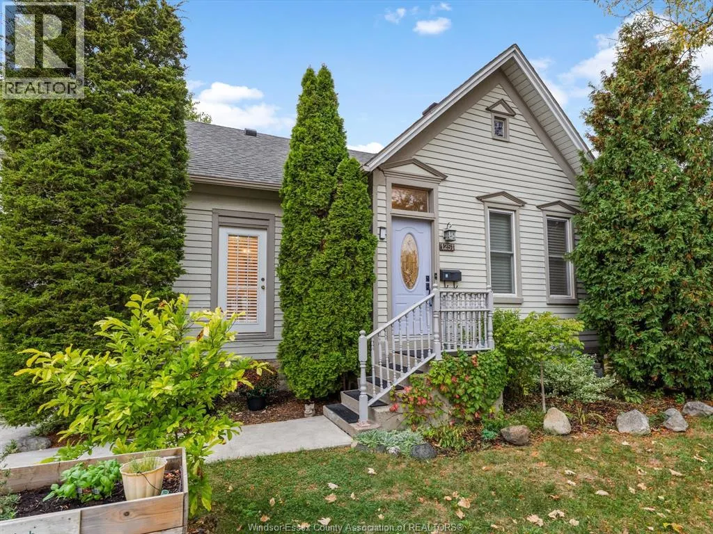 1251 MONMOUTH
