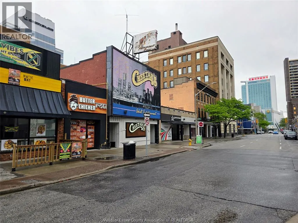104 CHATHAM STREET West