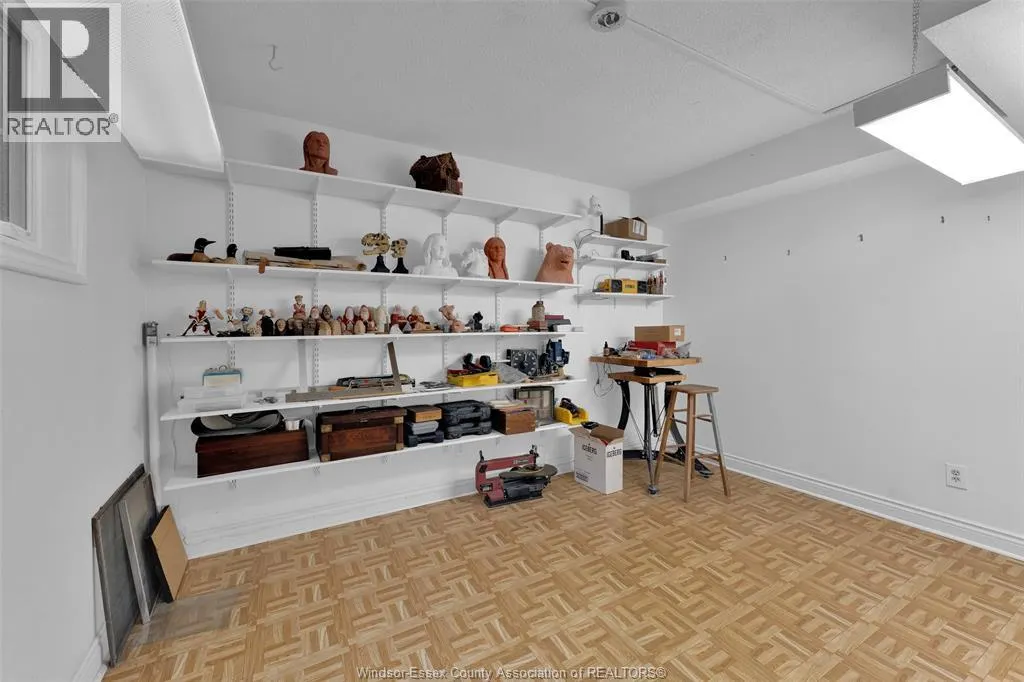 625 Maple AVENUE