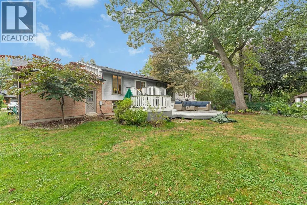 625 Maple AVENUE