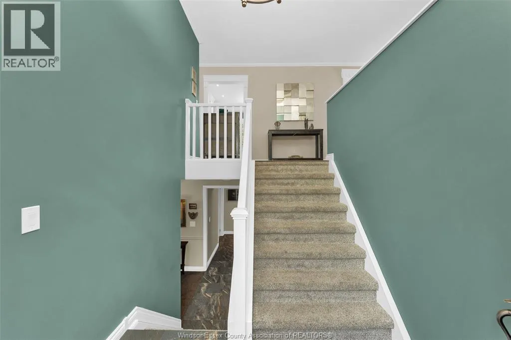 625 Maple AVENUE