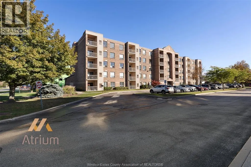 8335 WYANDOTTE STREET East Unit# 502