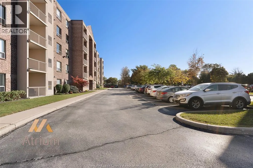8335 WYANDOTTE STREET East Unit# 502