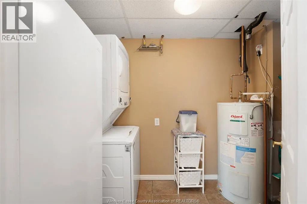8335 WYANDOTTE STREET East Unit# 502