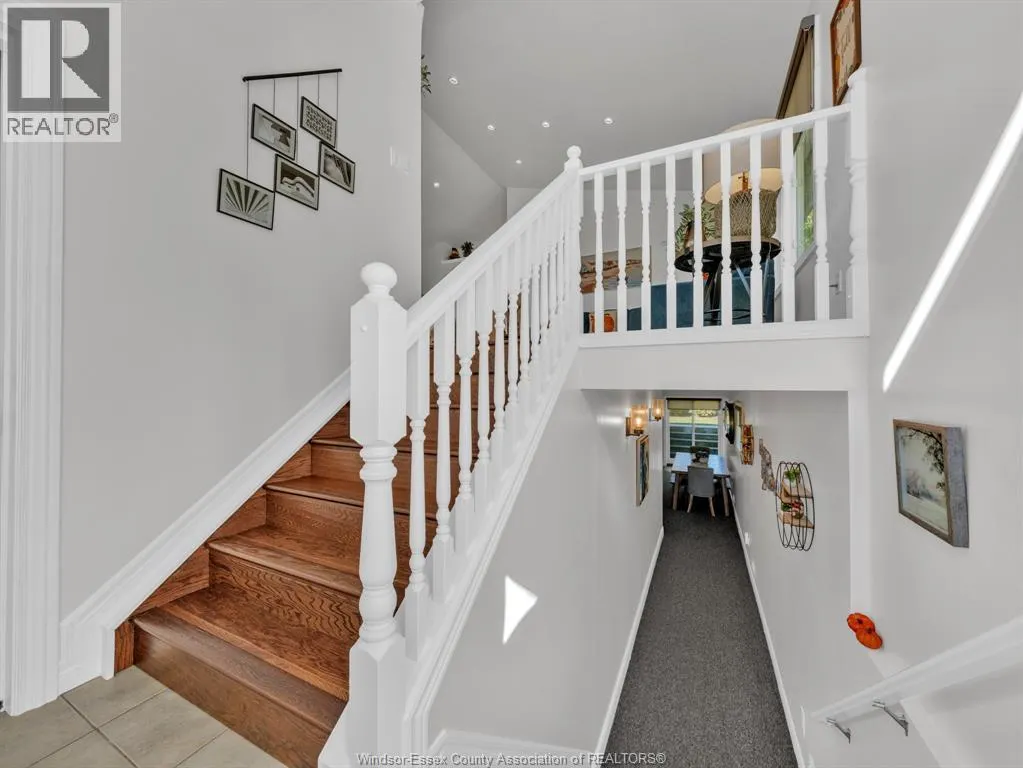 2 Normandy AVENUE