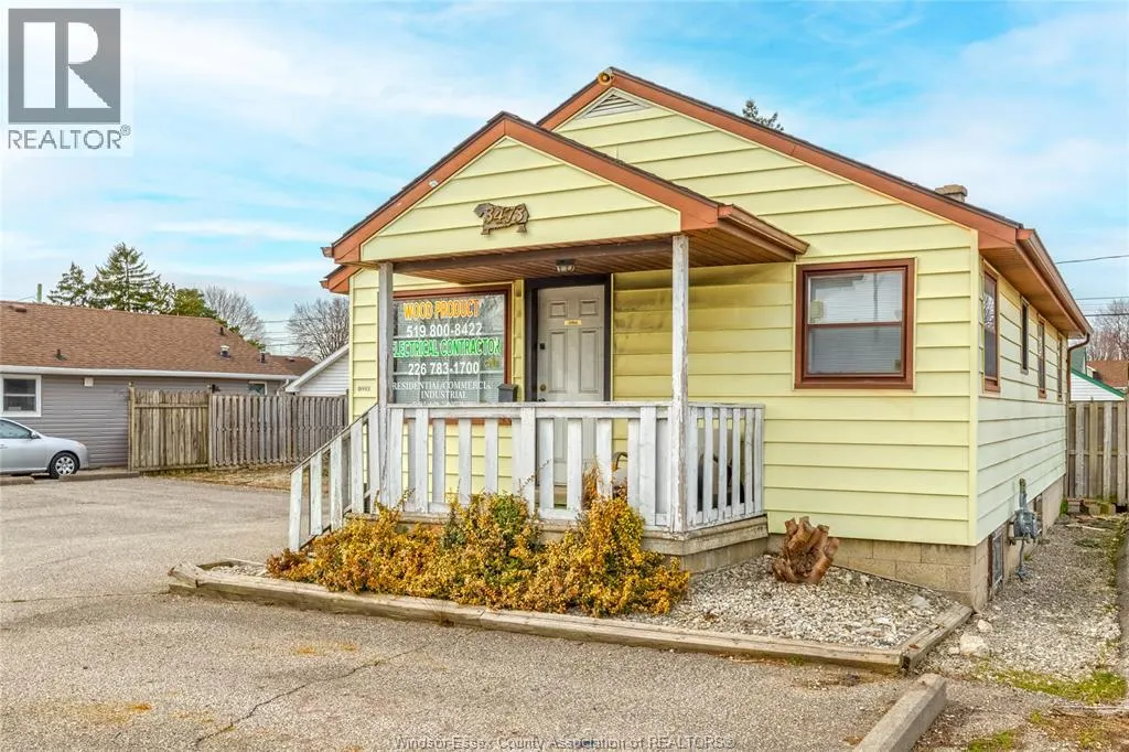 3473 WALKER ROAD