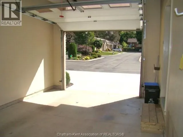4 RED LEAF LANE