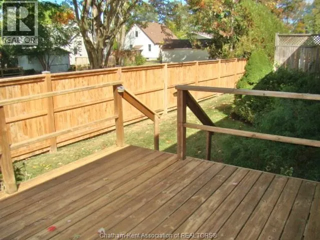 4 RED LEAF LANE