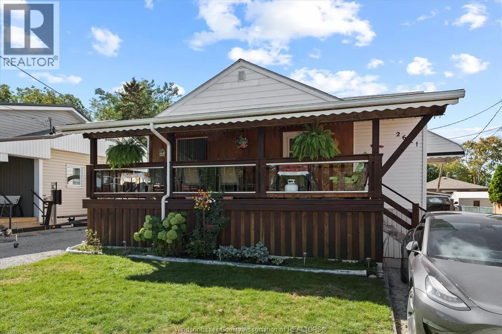 2627 CLEMENCEAU BOULEVARD Unit# LOWER