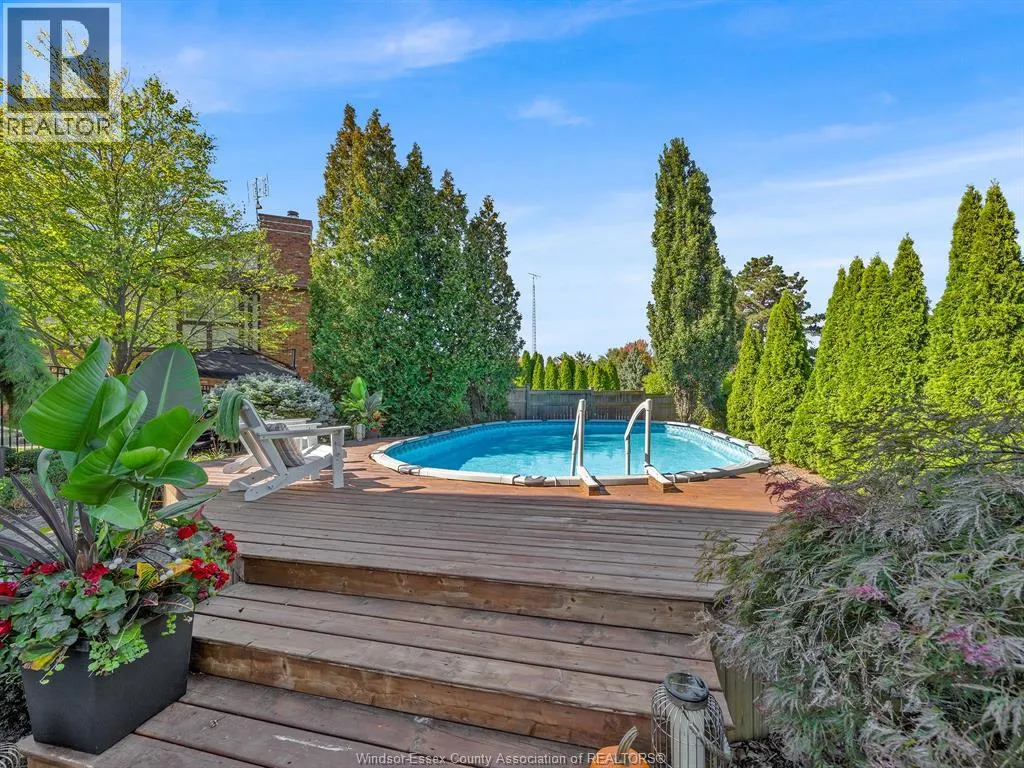 512 Cambridge COURT