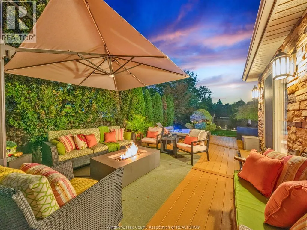 512 Cambridge COURT