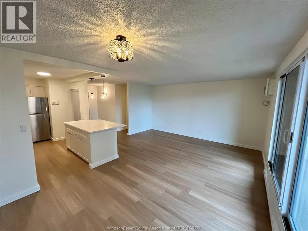 9099 RIVERSIDE DRIVE East Unit# 502W