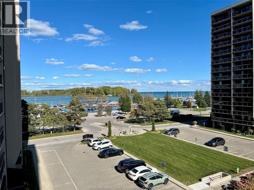 9099 RIVERSIDE DRIVE East Unit# 502W
