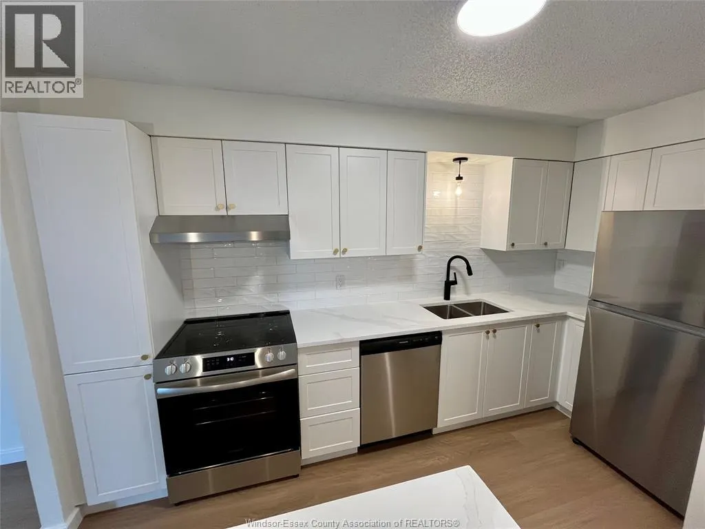 9099 RIVERSIDE DRIVE East Unit# 502W
