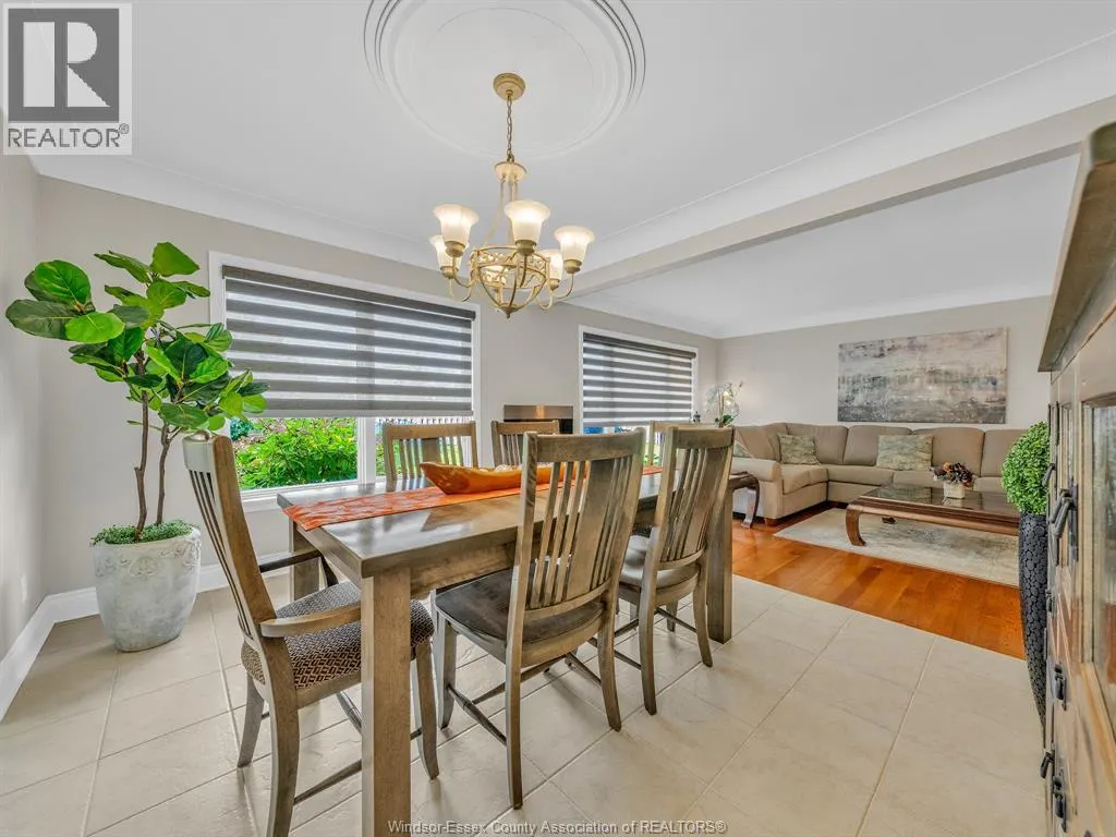7 LONGBEACH DRIVE