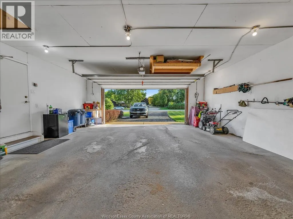 7 LONGBEACH DRIVE