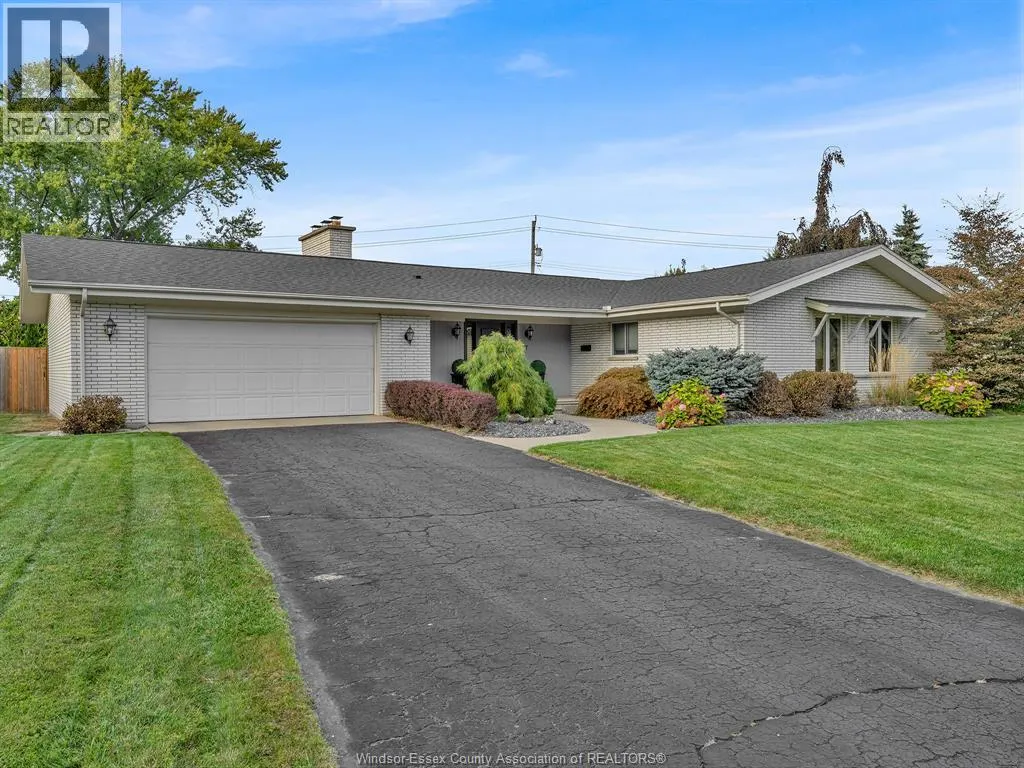7 LONGBEACH DRIVE