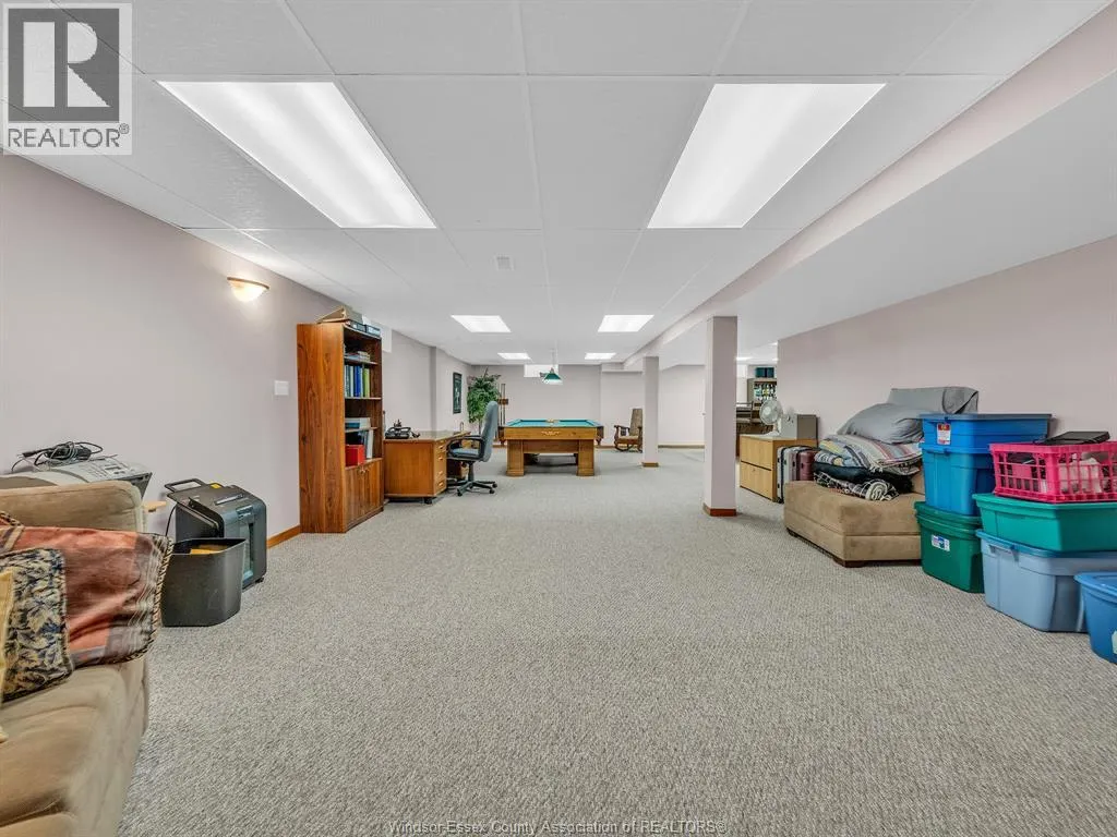 7 LONGBEACH DRIVE