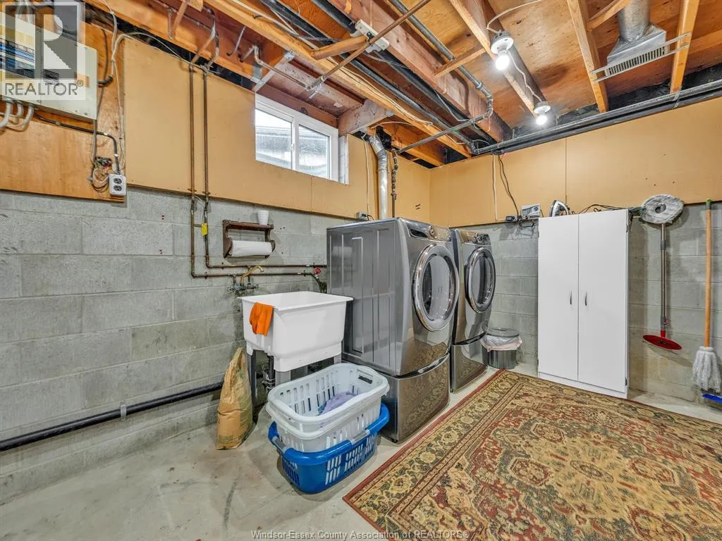 7 LONGBEACH DRIVE