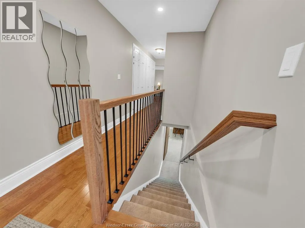 7 LONGBEACH DRIVE